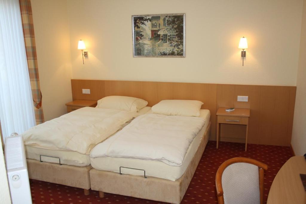 Hotel Zur Waage Bad Muenstereifel Bilik gambar