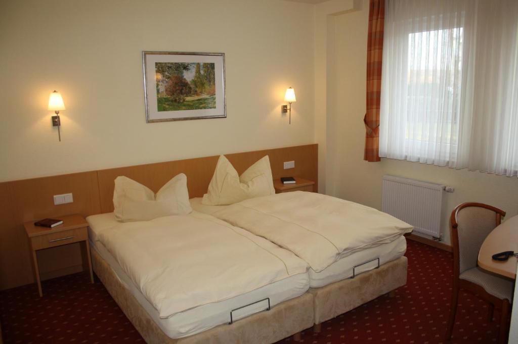 Hotel Zur Waage Bad Muenstereifel Bilik gambar
